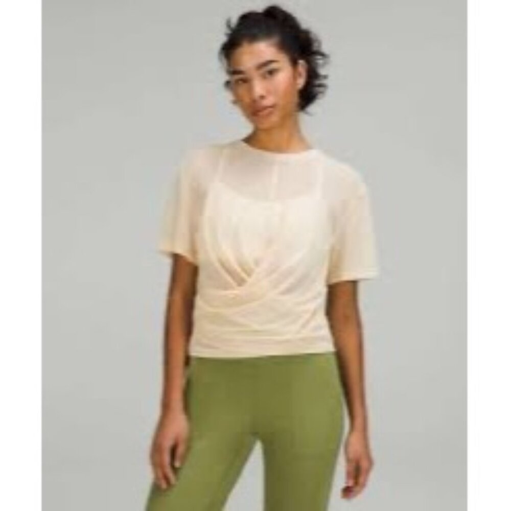 Lululemon Lightweight Mesh Reversible Yoga‎ T-Shirt Size Small